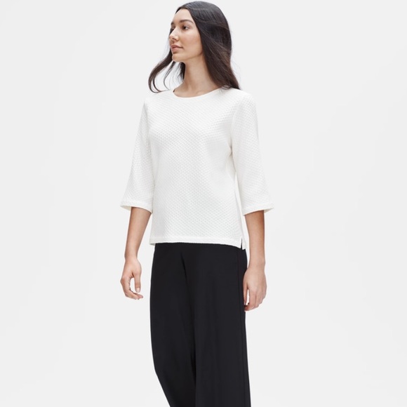 Eileen Fisher Tops - Like New Eileen Fisher White Tencel & Organic Cotton Honeycomb Box Top